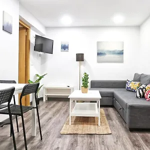 Holidays2malaga Goya - Zona Huelin & 500 Mts De La Playa Apartamento